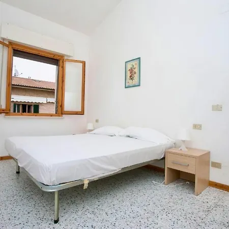 Apartment Bilocale Con Terrazzo In Centro A - S076